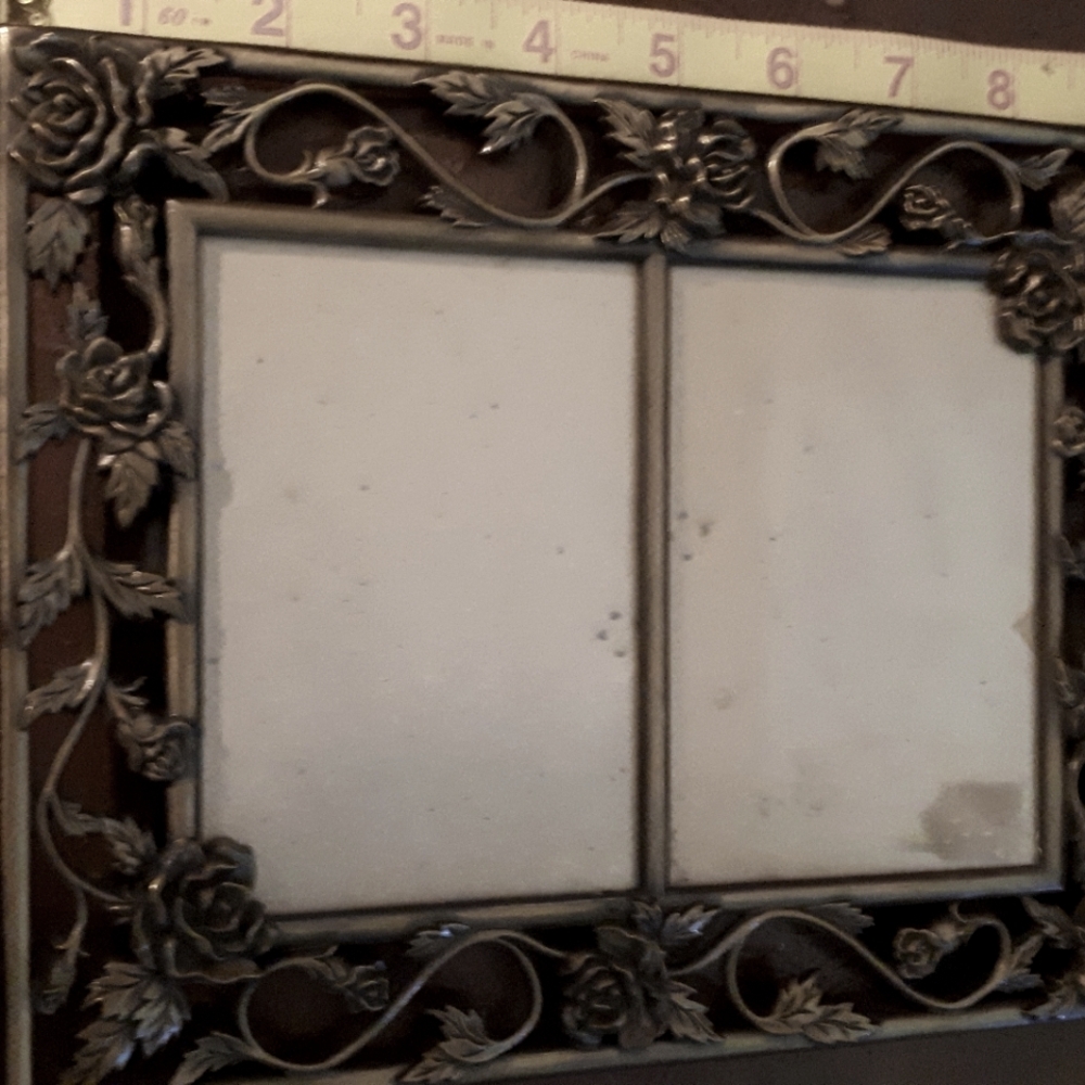Romantic! Dual picture frame